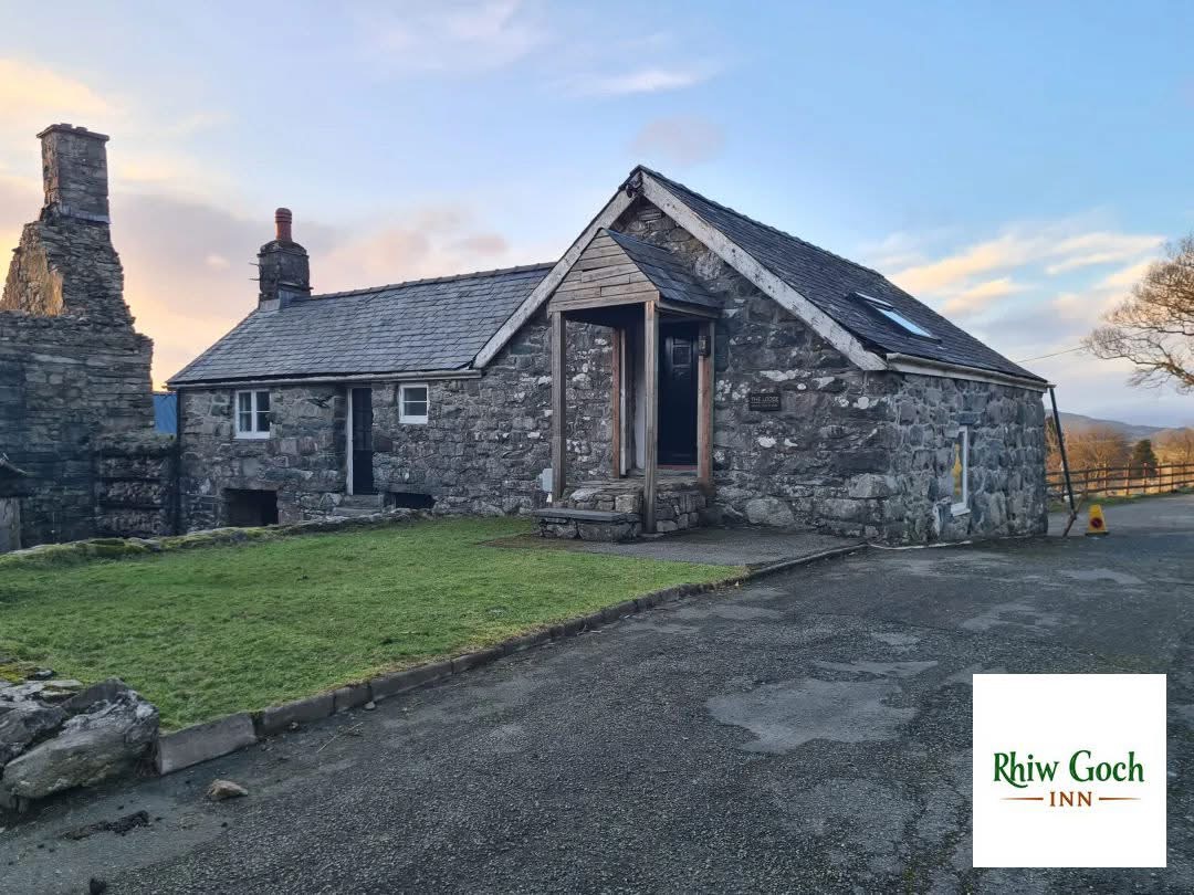 Caroline Mason Coaching Rhiw Goch Inn Snowdonia